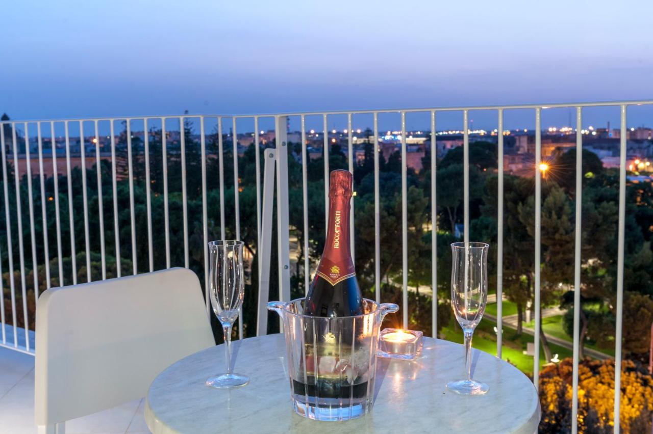 Ultimo Piano B&B Lecce Bagian luar foto