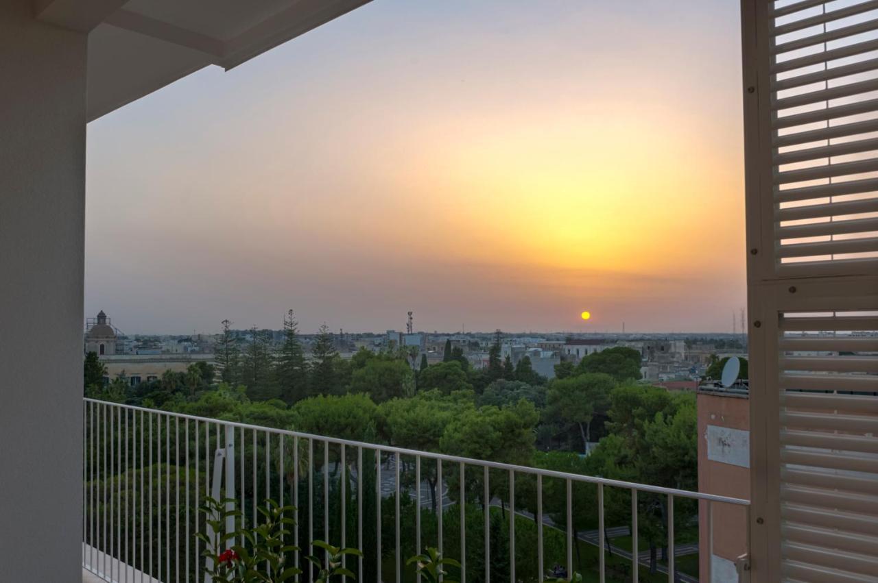 Ultimo Piano B&B Lecce Bagian luar foto
