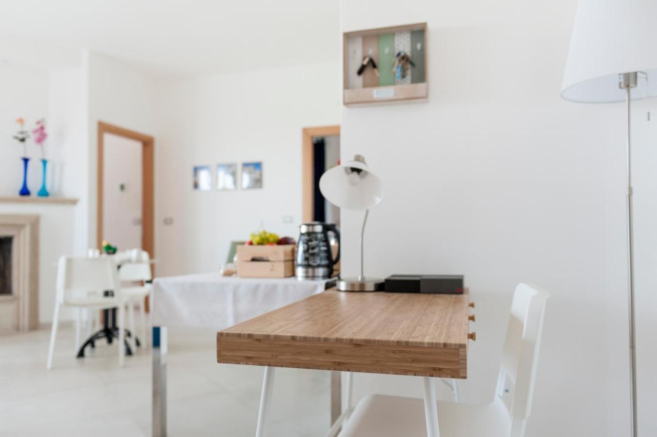 Ultimo Piano B&B Lecce Bagian luar foto