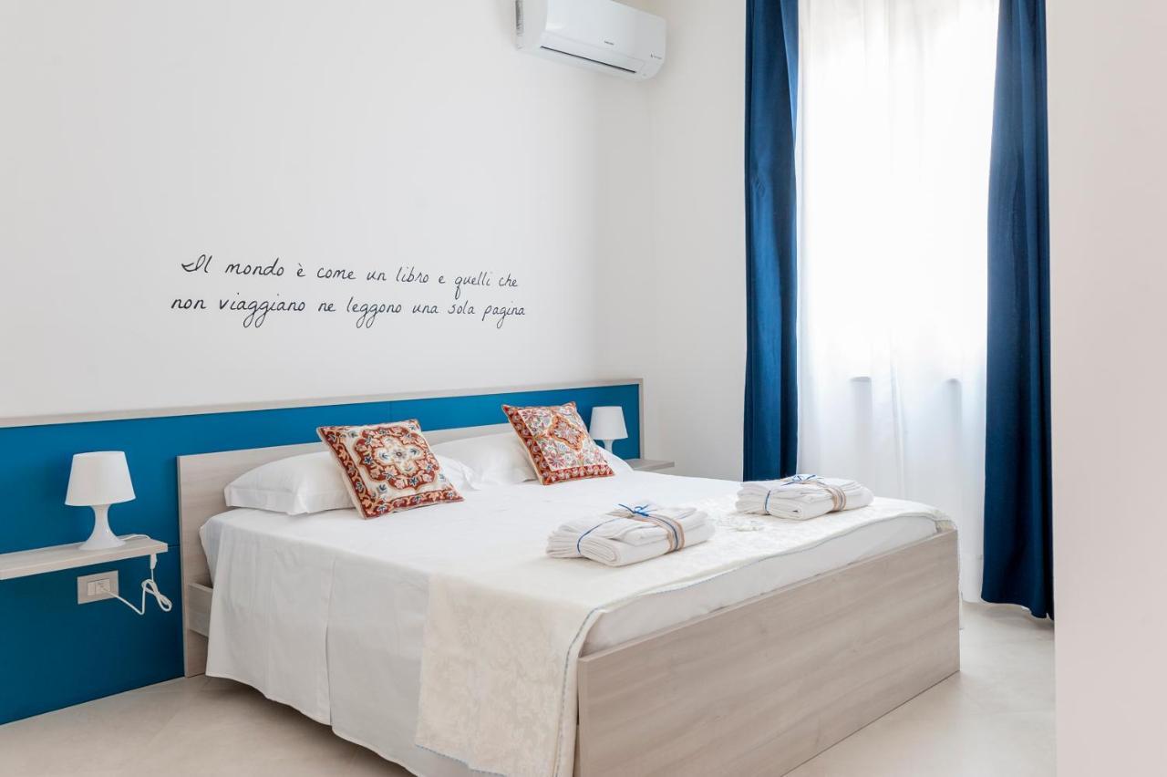 Ultimo Piano B&B Lecce Bagian luar foto