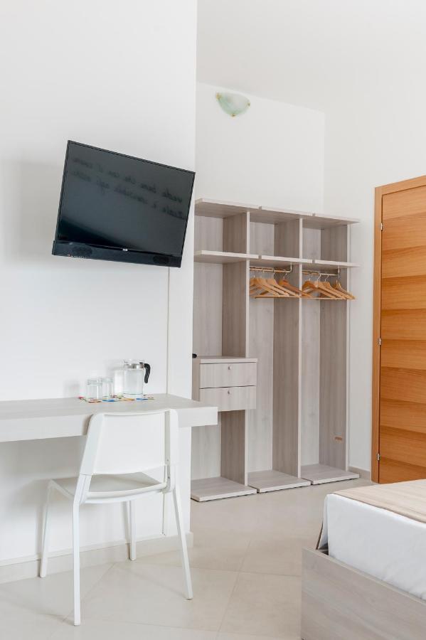 Ultimo Piano B&B Lecce Bagian luar foto