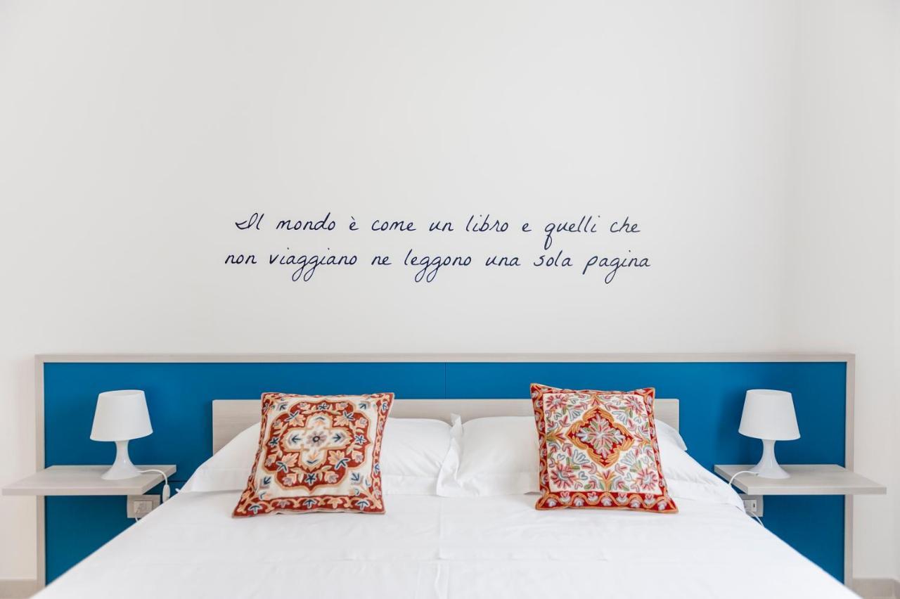 Ultimo Piano B&B Lecce Bagian luar foto